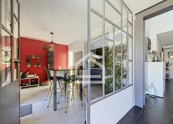 Maison 7 pièce(s) 5 chambre(s) 183 m²