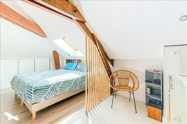 Maison à vendre |  Créon |  9 pièces | 220 m²