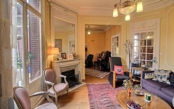 Maison à vendre    10 pièces • 232 m2 Vincennes