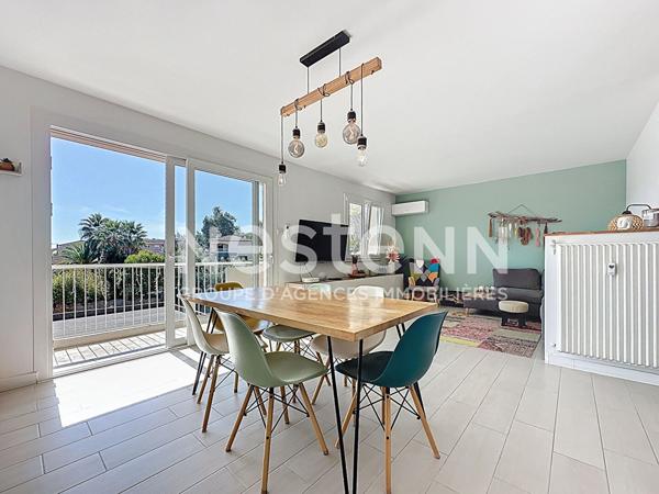 MANDELIEU - A VENDRE APPARTEMENT 3/4P - RENOVE - 2 PARKINGS - SANS VIS-A-VIS