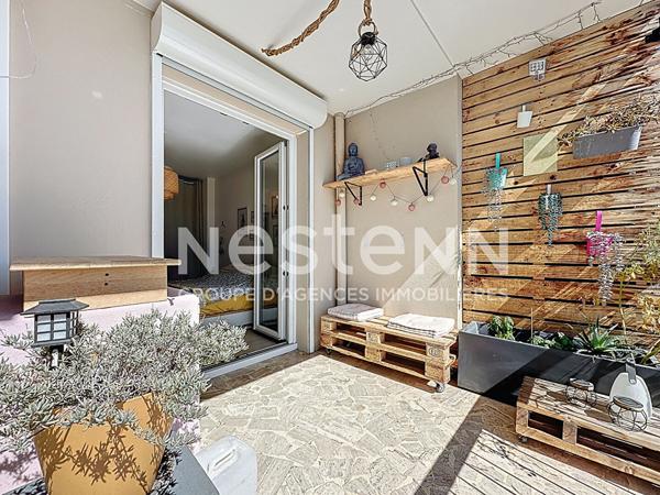 MANDELIEU - A VENDRE APPARTEMENT 3/4P - RENOVE - 2 PARKINGS - SANS VIS-A-VIS