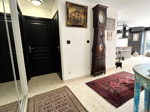 Appartement de Standing avec Terrasse et Jardin Suspendu