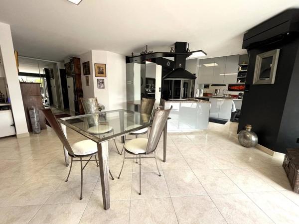 Appartement de Standing avec Terrasse et Jardin Suspendu