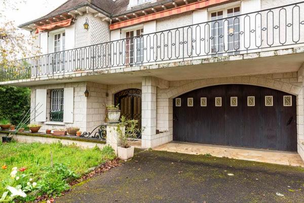 Maison à vendre |  Brive-la-Gaillarde |  8 pièces | 196 m²