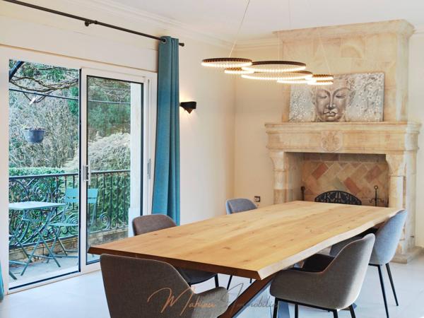 Maison 8 pièces 250m² à vendre à Cessy 01170