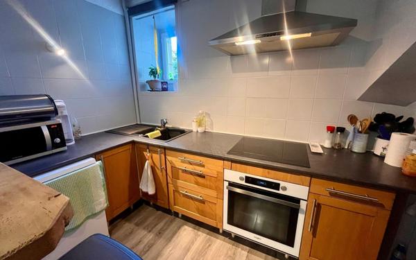 Maison à vendre    8 pièces •  Dangé-Saint-Romain