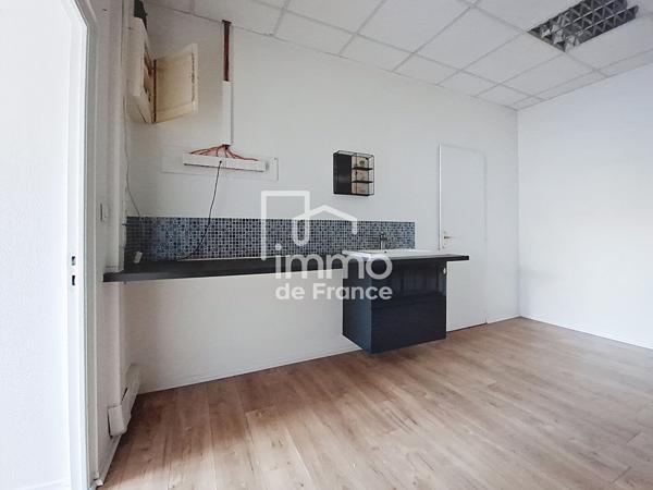 COMMERCIAL BELLEGARDE SUR VALSERINE - 45 m2