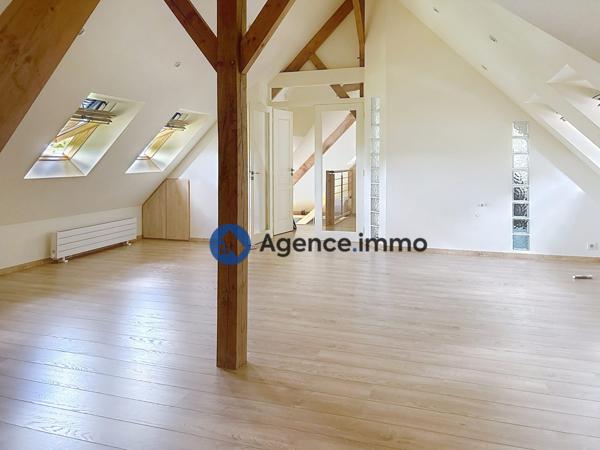 À vendre - Maison, 6 pièces située à Saint-Antoine-du-Rocher (37360)