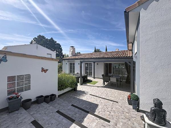 Exclusivité NESTENN Challans - Maison 3 Chambres + bureau avec piscine à CHALLANS