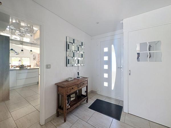 Exclusivité NESTENN Challans - Maison 3 Chambres + bureau avec piscine à CHALLANS