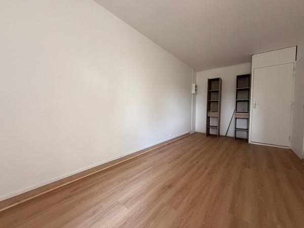 Nantes Sud : Route de Vertou Appartement T3 avec balcon et parking