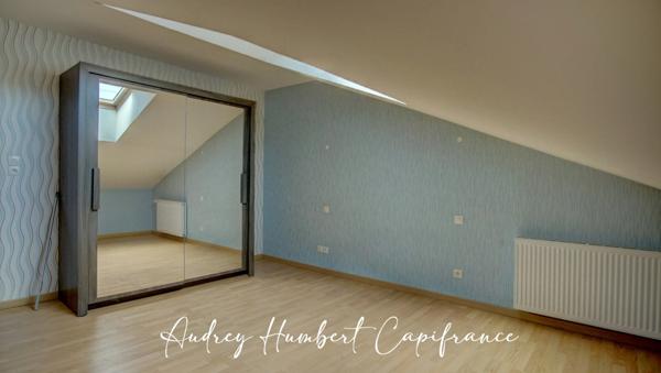 Maison à vendre 4 pièces VIGNEULLES LES HATTONCHATEL (55) - dépendance et garage - greniers aménageables