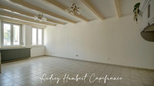 Maison à vendre 4 pièces VIGNEULLES LES HATTONCHATEL (55) - dépendance et garage - greniers aménageables