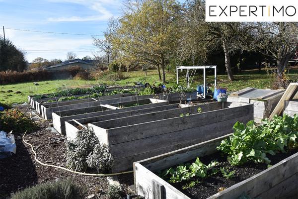 Sainte-Christine (63390) Maison passive de 95 m² sur 7 450 m² de terrain au calme