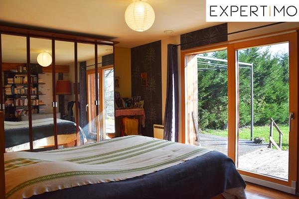 Sainte-Christine (63390) Maison passive de 95 m² sur 7 450 m² de terrain au calme