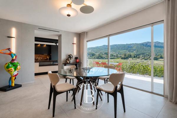 Cassis, Appartement 2 Chambres -  139 m² à vendre