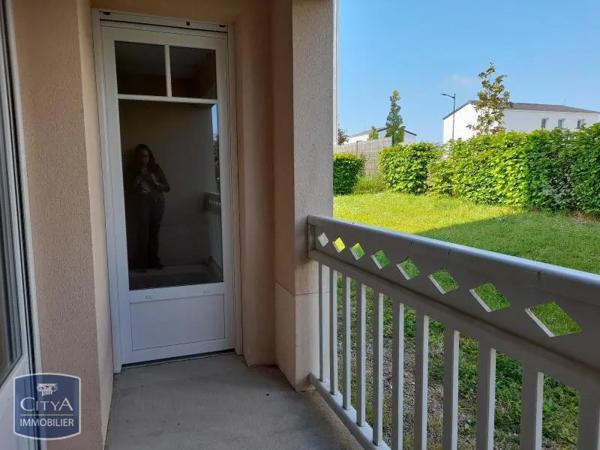 Appartement à louer 2 pièces 43.46m² Châteauroux (36000)