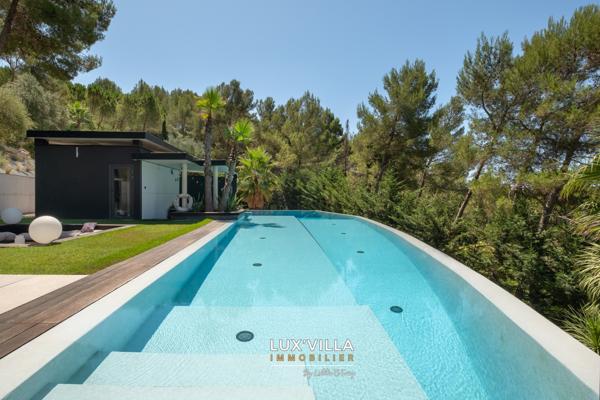 Montpellier (34000) Villa d’Exception Connectée à 5 mins de Montpellier – Vue imprenable