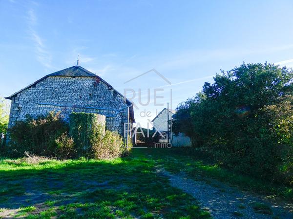 86230 SERIGNY Maison de campagne à restaurer sur Sérigny