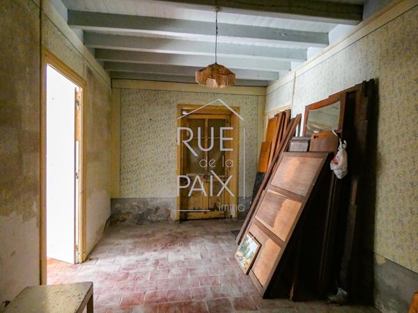 86230 SERIGNY Maison de campagne à restaurer sur Sérigny