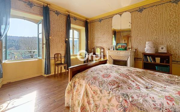 Maison à vendre    5 pièces • 145 m2 Chavagnac