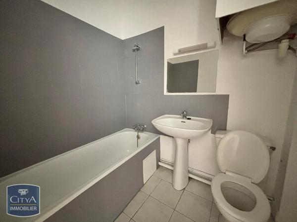 Appartement à louer 2 pièces 35m² Château-Thierry (02400)