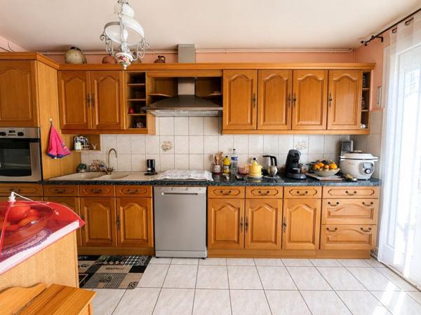 Maison à vendre 134 900 € Saint-Germain-du-Puy 4 p 105 m² DPE B