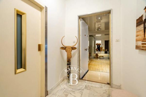 Marseille 8ème, Appartement 2 Chambres -  131 m² à vendre