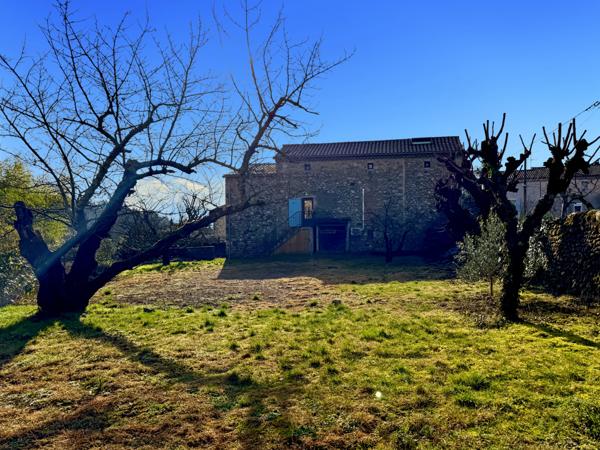 Ucel (07200) Belle Maison Familiale en Pierre sur 1 500 m² de terrain constructible à Ucel