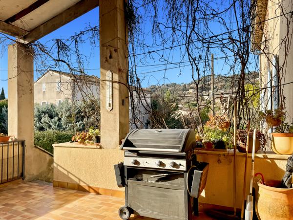 Ucel (07200) Belle Maison Familiale en Pierre sur 1 500 m² de terrain constructible à Ucel