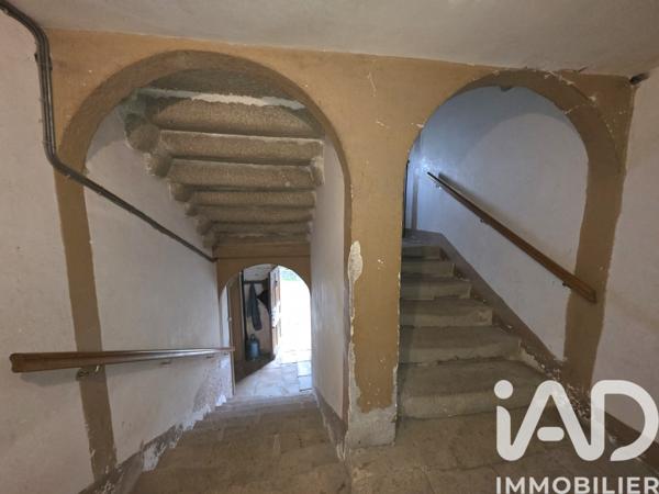 Maison à vendre 9 pièces 280 m² Sousceyrac-en-Quercy