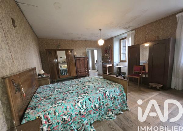 Maison à vendre 9 pièces 280 m² Sousceyrac-en-Quercy
