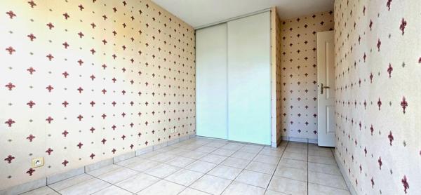 Maison  avec garage proche des commodites