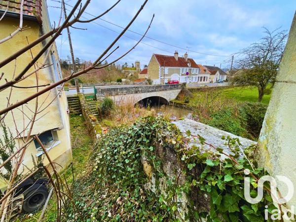 Maison 5 pièces de 110 m² à Donzy (58220)