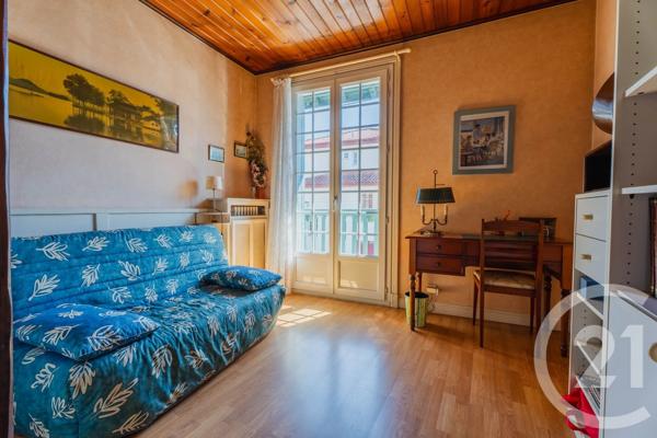 Maison à vendre  5 pièces - 107,98 m 2   BIARRITZ  - 64