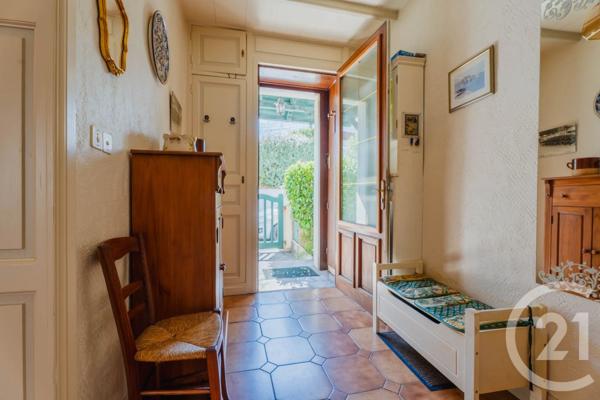 Maison à vendre  5 pièces - 107,98 m 2   BIARRITZ  - 64