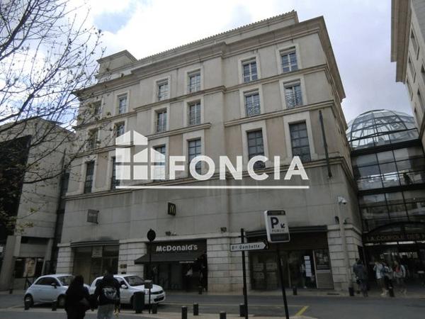 Location Studio 31.02 m² - 5 RUE DES HALLES Nimes 30000