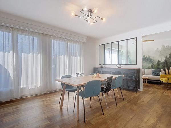 A louer PAU centre - Appartement T4  meublé de 90.05 m2 lumineux exposé sud avec deux balcons et un garage