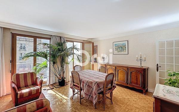 Appartement à vendre    5 pièces • 94,66 m2 Paris 15