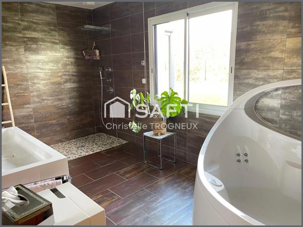 Superbe Pavillon d’environ 215 M2