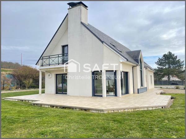 Superbe Pavillon d’environ 215 M2