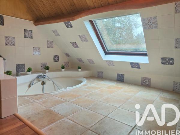 Maison à vendre 8 pièces 155 m² Saint-Arnoult-en-Yvelines