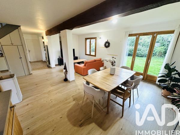 Maison à vendre 8 pièces 155 m² Saint-Arnoult-en-Yvelines