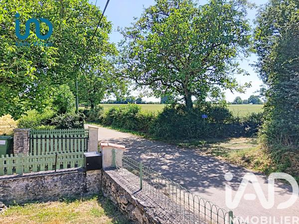 Maison à vendre 4 pièces 166 m² Saint-Christophe-sur-Roc