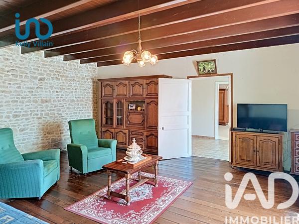 Maison à vendre 4 pièces 166 m² Saint-Christophe-sur-Roc
