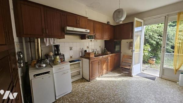 A vendre à VIVONNE - Une maison de ville de 119m² avec garage