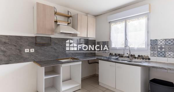 À vendre Maison 4 pièces 81 m² - Montélimar 26200