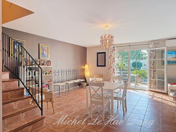 Maison en marina de type P4 en duplex à vendre à Aigues-Mortes (30220)