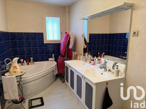 Maison à vendre 4 pièces 86 m² Saint-Pardoux-Soutiers