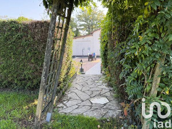 Maison à vendre 4 pièces 86 m² Saint-Pardoux-Soutiers